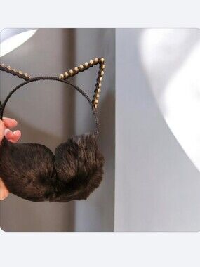Claire's Black Faux Fur Cat Ear Headband ■ NBNT